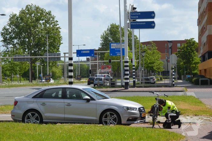 Persoon gewond na aanrijding met auto