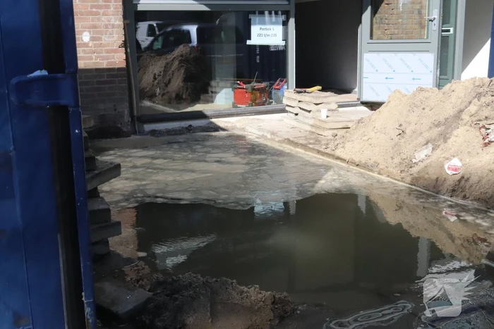 Waterleiding gebroken door graafwerkzaamheden