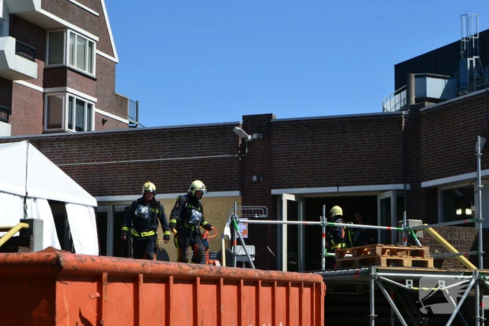 Winkelcentrum Winkelhof ontruimd gaslucht