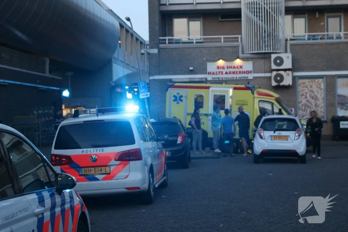 Zwaargewonde na steekpartij bij winkelcentrum