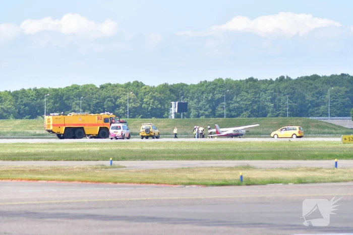Sportvliegtuig maakt noodlanding op Lelystad Airport