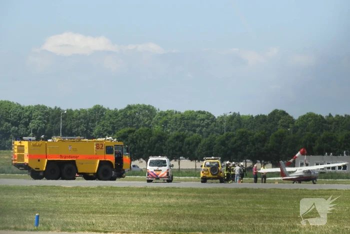 Sportvliegtuig maakt noodlanding op Lelystad Airport