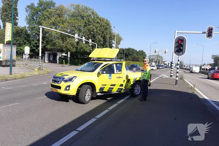 Ongeval tussen vrachtwagen en personenauto