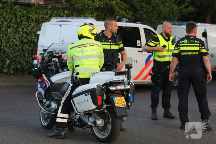 Twee personen aangehouden na vluchtpoging