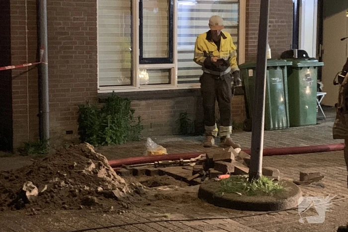 Persoon dreigt woning op te blazen
