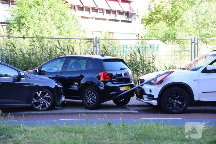 Auto met verdachte schietpartij crasht