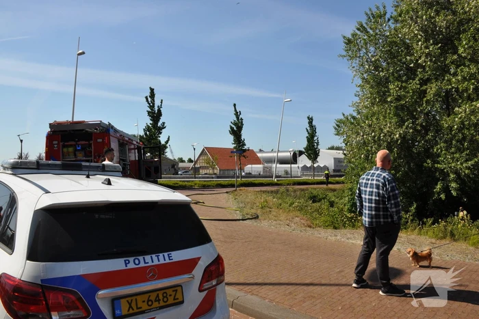 Bermbrand snel onder controle