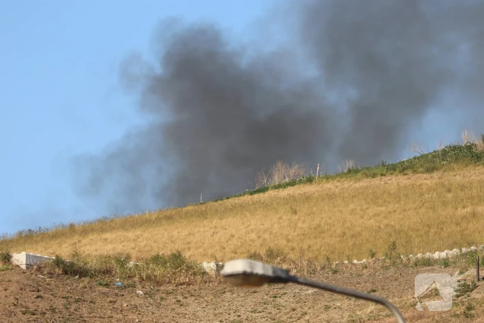 Flinke rookontwikkeling bij brand op vuilstort