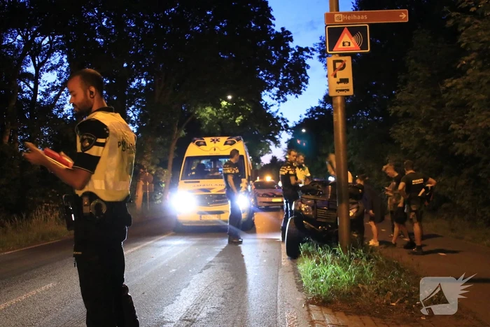 Quad slaat meerdere malen over de kop
