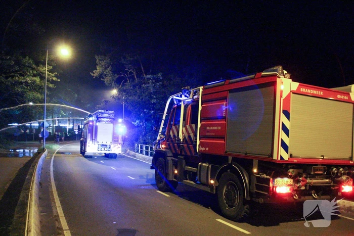 Brand in bos snel onder controle