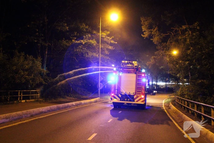 Brand in bos snel onder controle