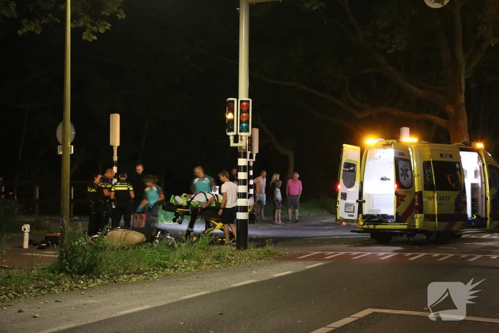 Scooterrijder ernstig gewond na val