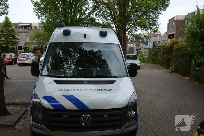Mogelijk explosief aangetroffen, straat afgezet