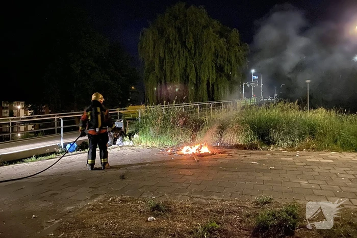 Afvalbrand snel geblust
