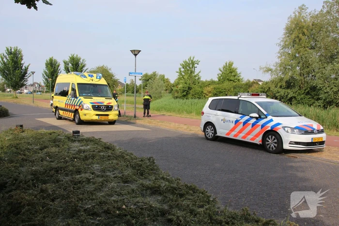 Gewonde bij aanrijding tussen scooter en fiets