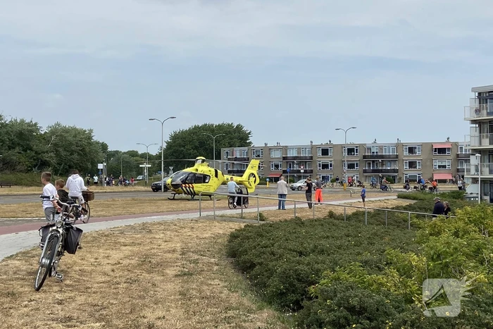 Persoon gewond na val van paard