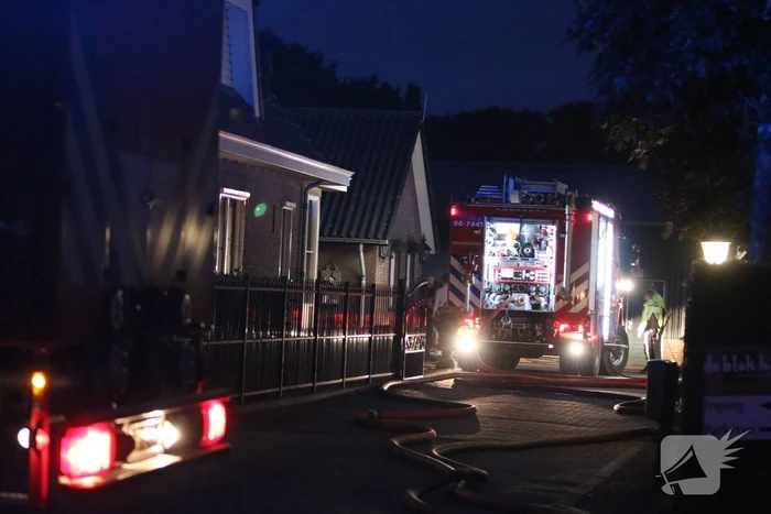 Flinke rookontwikkeling bij brand in schuur