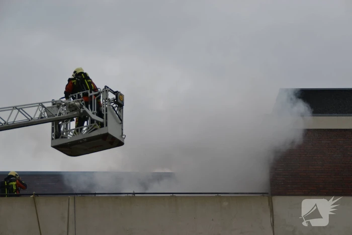 Veel rook bij brand in studentencomplex