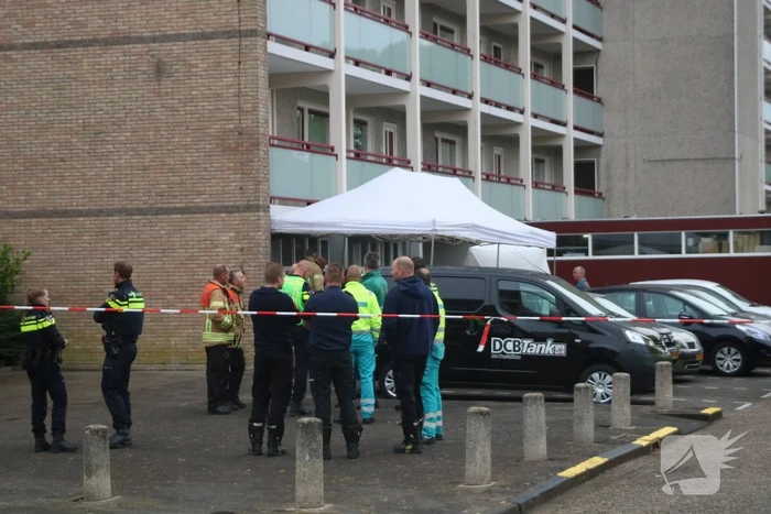 Persoon overleden na val van flat