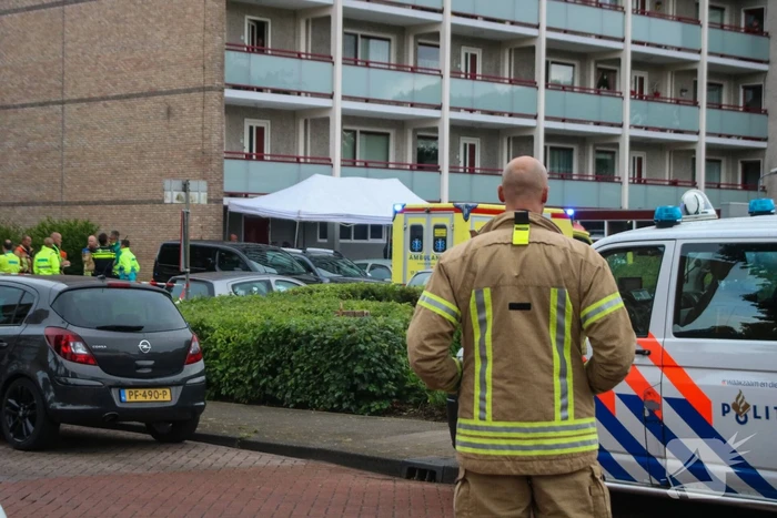 Persoon overleden na val van flat