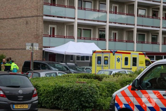 Persoon overleden na val van flat