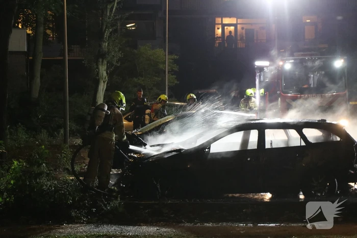 Auto verwoest door brand