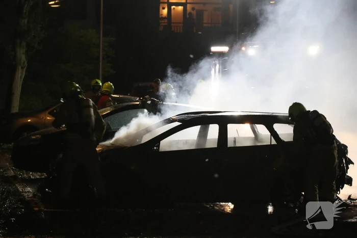 Auto verwoest door brand