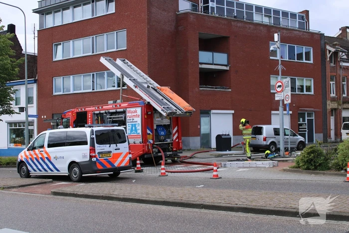 Politiekleding gestolen tijdens brand