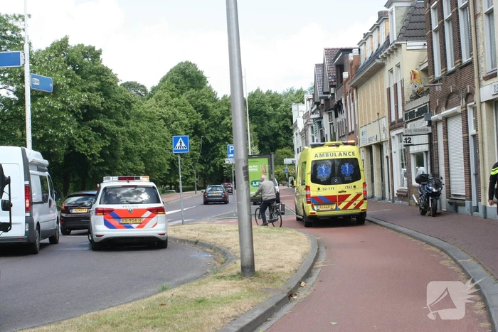 Motorrijder gewond door val op rotonde