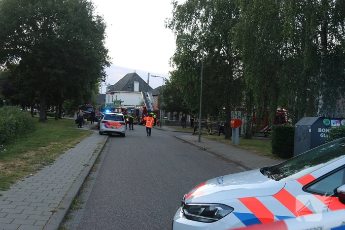 Uitslaande brand legt schuur in as