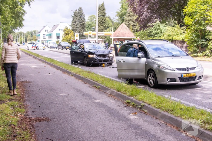 Flinke schade bij kop-staartaanrijding
