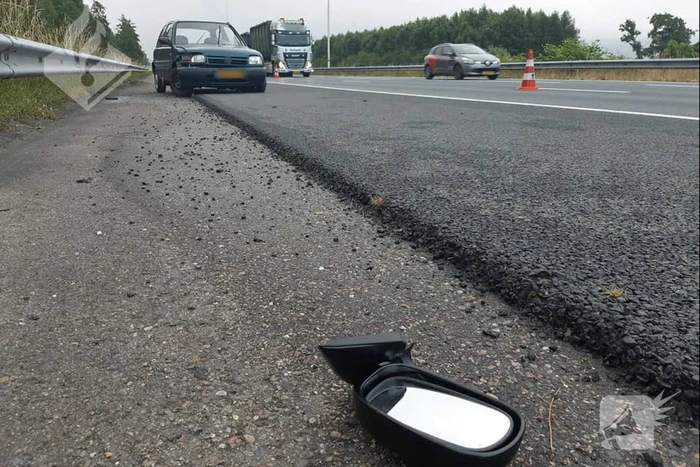 Bestuurder bestelbus verlies macht over het stuur door technisch mankement