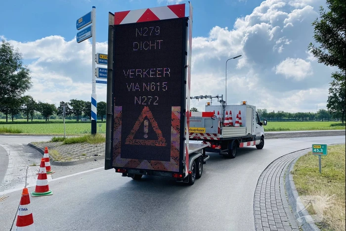 Weg bezaaid met glasscherven
