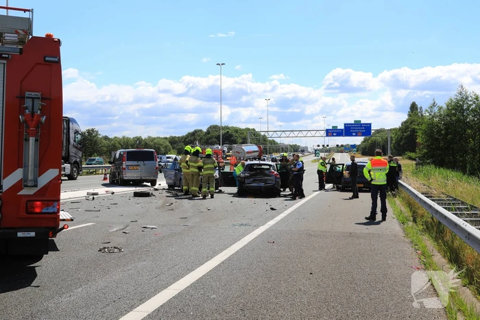 Flinke schade na kop-staart aanrijding