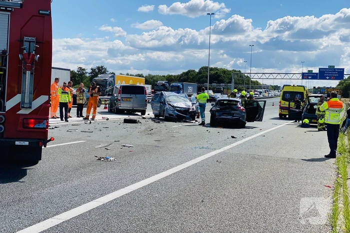 Flinke schade na kop-staart aanrijding