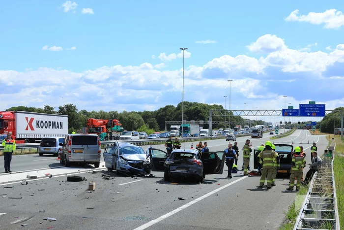 Flinke schade na kop-staart aanrijding