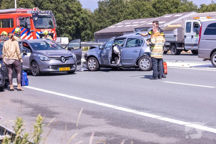 Flinke schade na kop-staart aanrijding