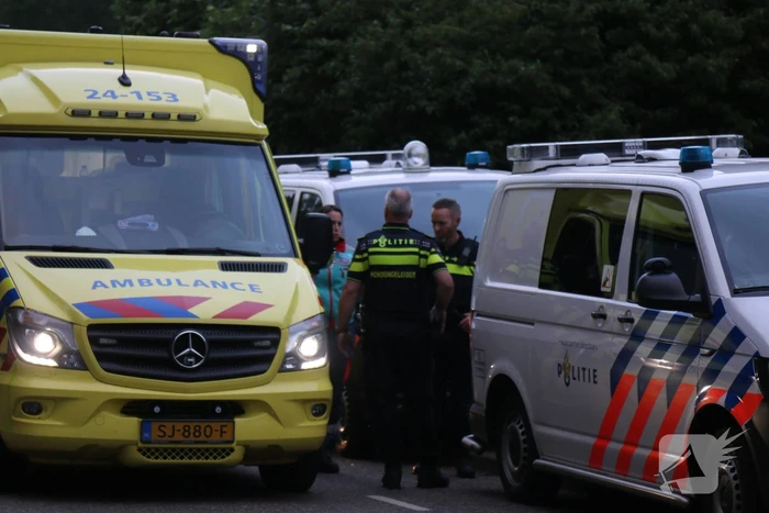 Bewoner laat brandweer niet binnen bij brand