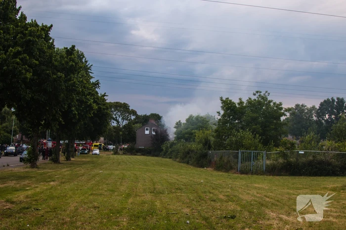 Katten gered bij brand in schuur en woning
