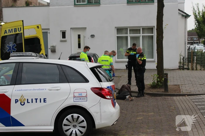 Man onder invloed komt lelijk ten val