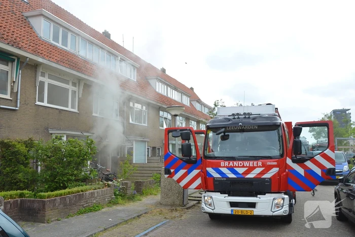 Veel rook bij brand in woning
