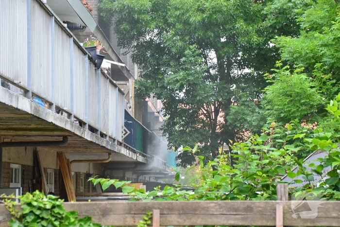 Veel rook bij brand in woning