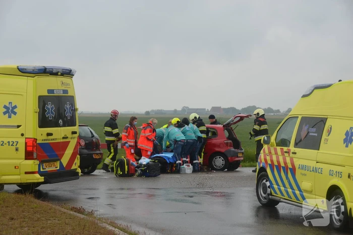 Persoon ernstig gewond bij verkeersongeval