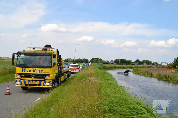 Bestuurder verliest macht over het stuur En eindigt in sloot