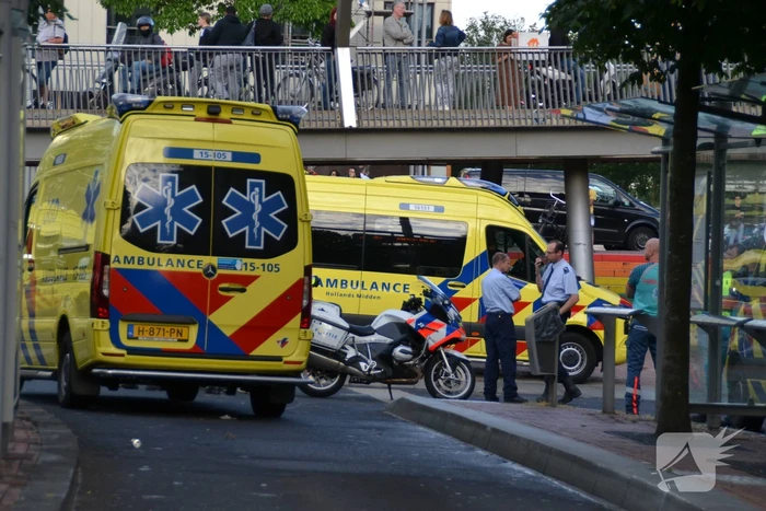 Twee gewonden bij steekpartij op busstation