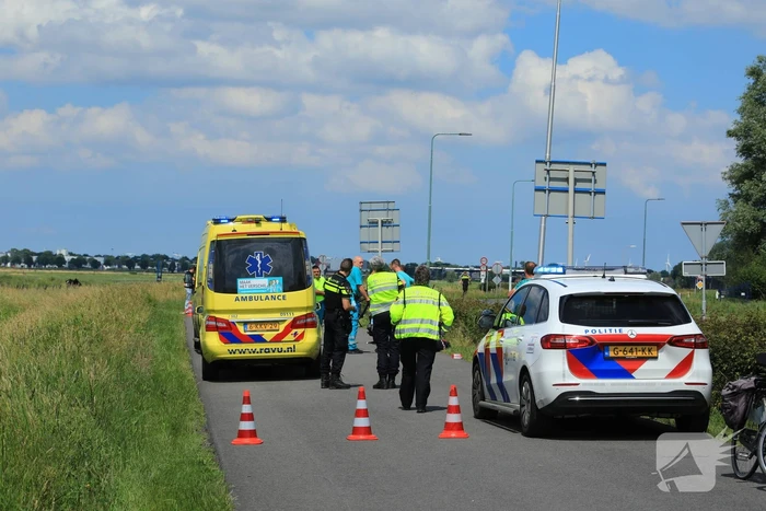 Persoon zwaargewond bij ongeval met motor