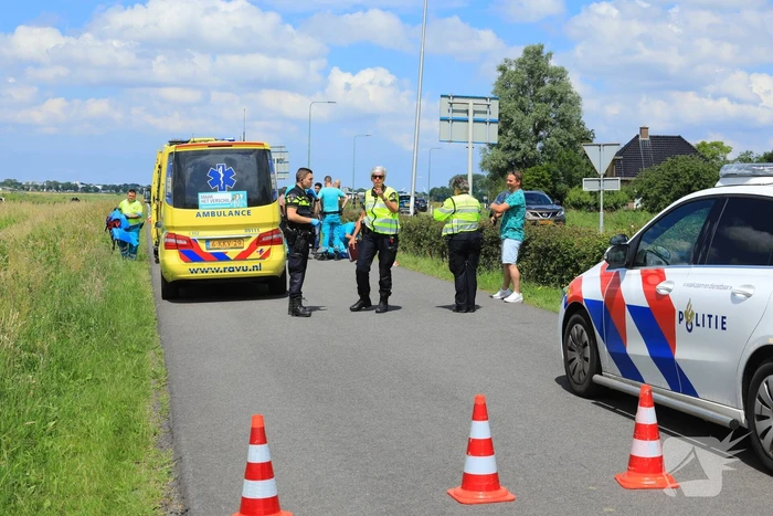 Persoon zwaargewond bij ongeval met motor