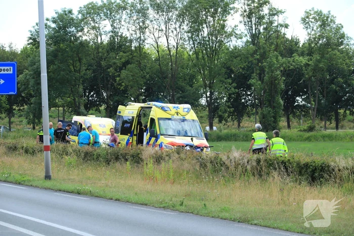 Persoon zwaargewond bij ongeval met motor