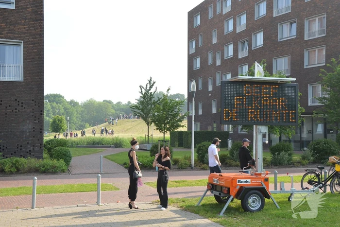 Ingangen afgesloten en aanhouding bij demonstratie Black Lives Matters op De Bult