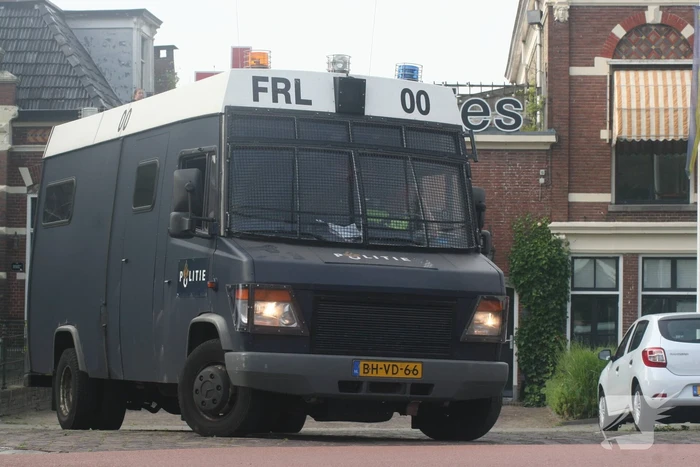 Ingangen afgesloten en aanhouding bij demonstratie Black Lives Matters op De Bult